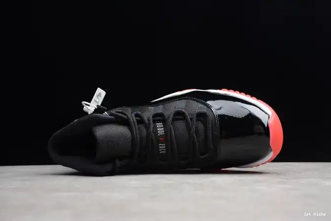11 378037-010 Air Jordan (2012) Retro Bred 0525